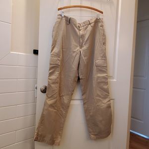 DOCKERS 6 Pocket Cargo Khakis